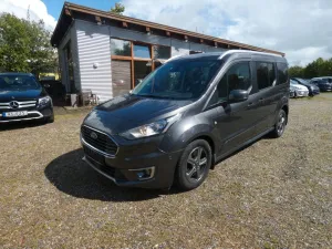 Ford Grand Tourneo Connect Titanium