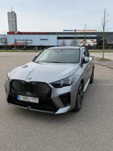 BMW iX2 eDrive20 -