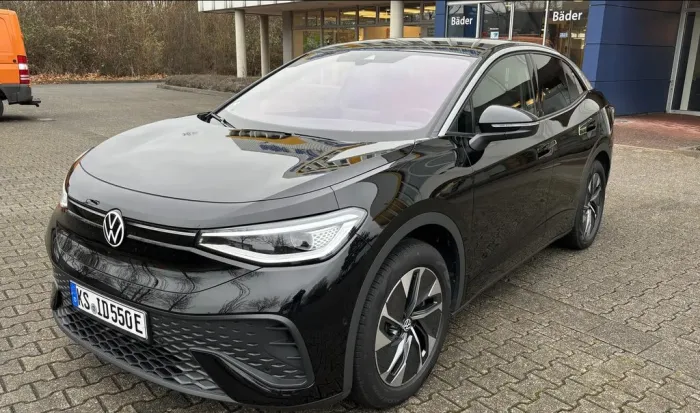 Volkswagen ID.5 Pro 77 kWh 210 kW AHK Panorama Pakete! 