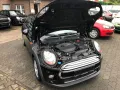 MINI Cooper 1.5 Colorline Sport Lenkrad 100KW(136 PS)