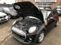 MINI Cooper 1.5 Colorline Sport Lenkrad 100KW(136 PS)