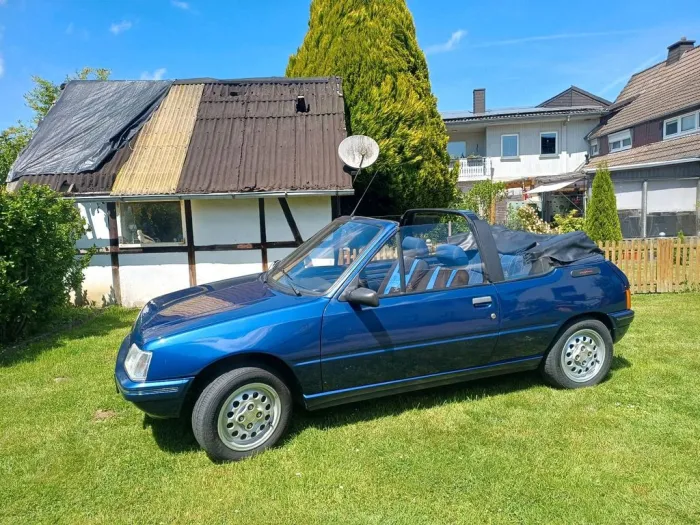 Peugeot 205 CJ Cabrio