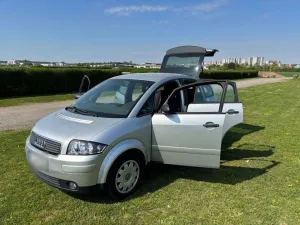 Audi AUDI A2 90 PS TDI silber gut erhalten, Sch...