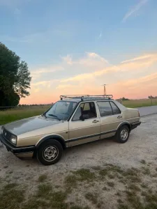 Volkswagen Jetta CL 2