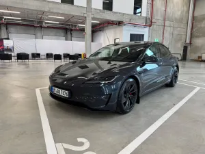 Tesla Model 3 Allrad Performance 