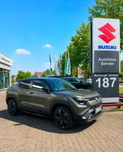 Suzuki e Vitara 128 kW  Comfort+ Infinty Sound Glasdach
