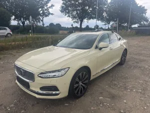 Volvo S90 B5 D AWD Vollaustattung*Navi.Kamera*Schiebed