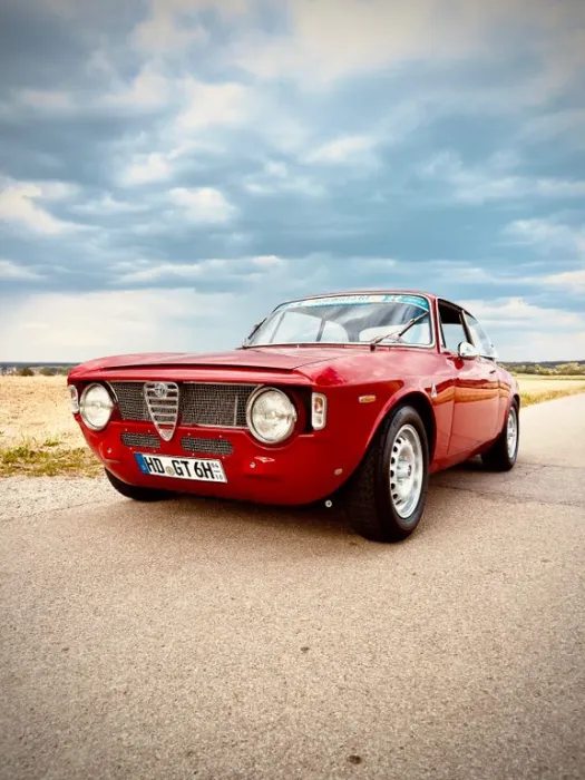 Alfa Romeo GT Bertone GTA Restomod
