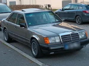 Mercedes-Benz Mercedes W124 260E mit H-Zulassung