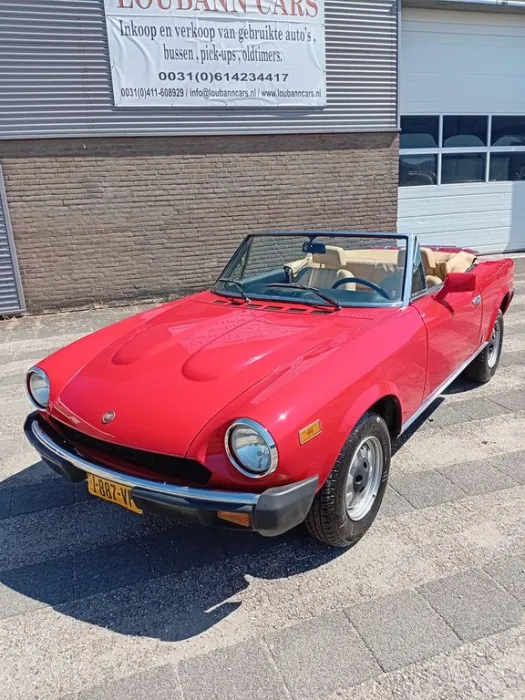 Fiat 124 Spider 2000 H5 rijd goed geen roest zeer net