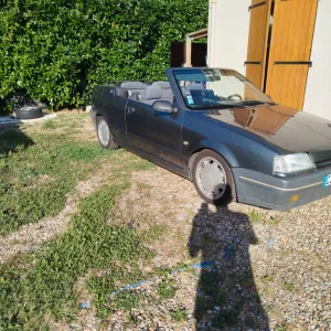 Renault R 19 1.7i 95 ch 