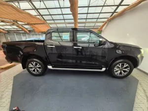 Isuzu D-Max Double Cab 4WD LSE A T