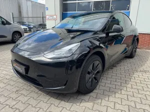 Tesla Model Y RWD *1 Hand*