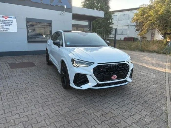 Audi RSQ3 Sportback 2.5 TFSI quattro,21