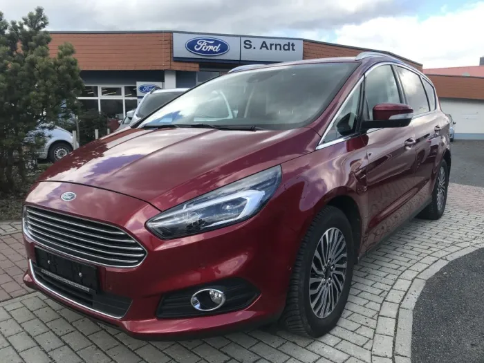 Ford S-Max 165PS Titanium LED DAB NAVI RFK WINTERP