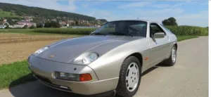 Porsche 928 S4