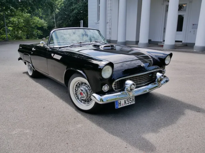 Ford Thunderbird 1955, ein Traum in schwarz ... 