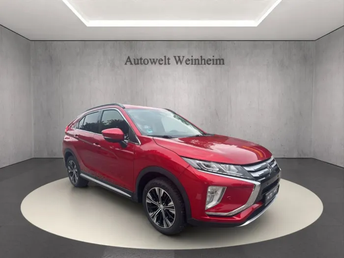 Mitsubishi ECLIPSE°CROSS°INTRO°EDITION°360°HEAD-UP°NAV°LED°