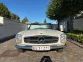 Mercedes-Benz SL 230 Pagode