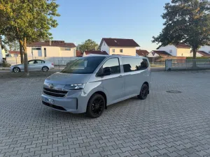 Volkswagen T7 Caravelle 2.0 TDI 150 Life 8-Sitzer