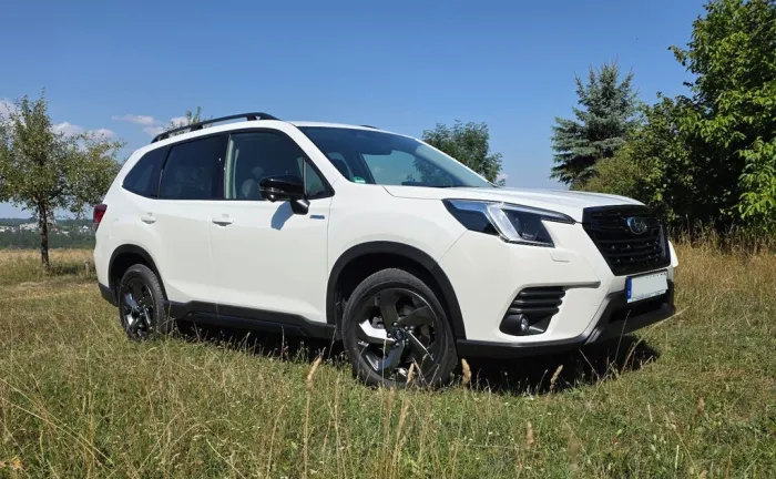 Subaru Forester 2.0ie EDITION BLACK PLATINUM  - AHK
