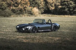 AC CN COBRA 7.0l V8 ESP / ABS / LED / 1of1 / NEW