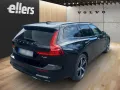 Volvo V60 T6 AWD Plus Dark Fahrerassistenz Paket LM-Rä