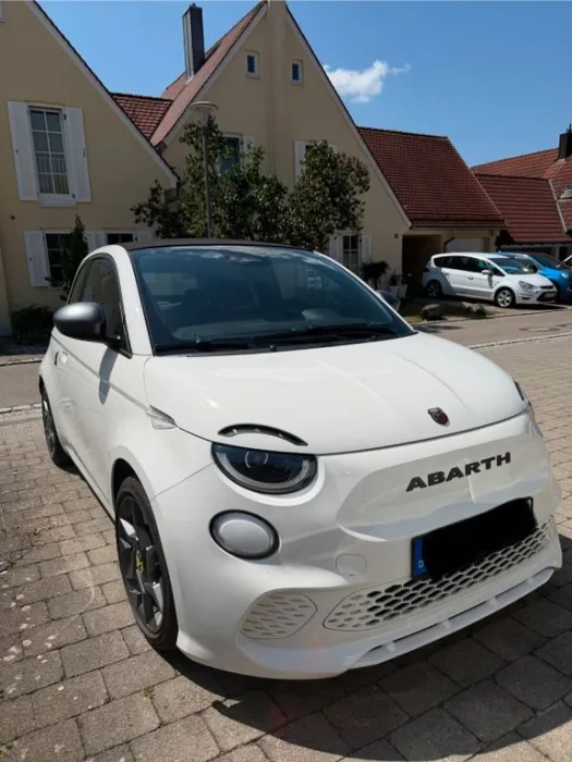 Abarth 500e Cabrio 42 kWh Turismo 