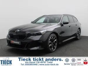 BMW 530 e xDrive M Sport Touring HUD AHK Panodach