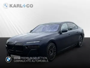 BMW 750 e M-SportPRO TV Kristalscheinwerfer SKYLoung