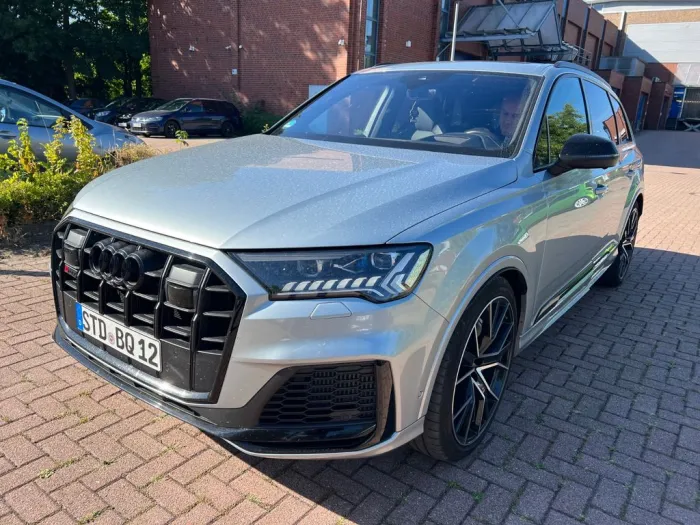 Audi SQ7 4.0 TFSI quattro S Line