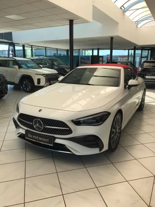 Mercedes-Benz CLE 180 AMG Line Advanced Memory Airscarf
