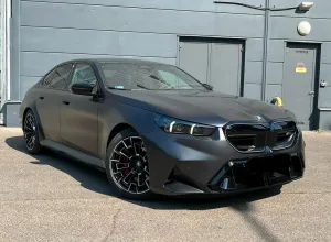 BMW M5 Plug-In Hybrid xDrive A