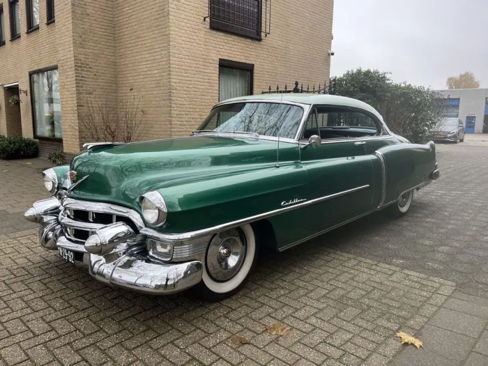 Cadillac Deville COUPE