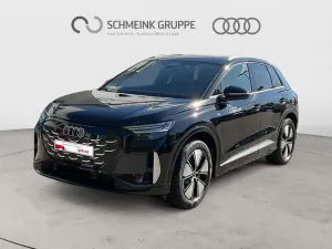 Audi Q4 SUV e-tron performance 210KW, S-LINE,TECH PLU
