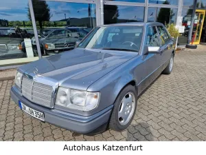 Mercedes-Benz E 230/EFH/SHZ/H-Zulassung/Wertgutachten/#36