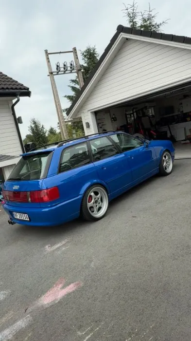 Audi RS2