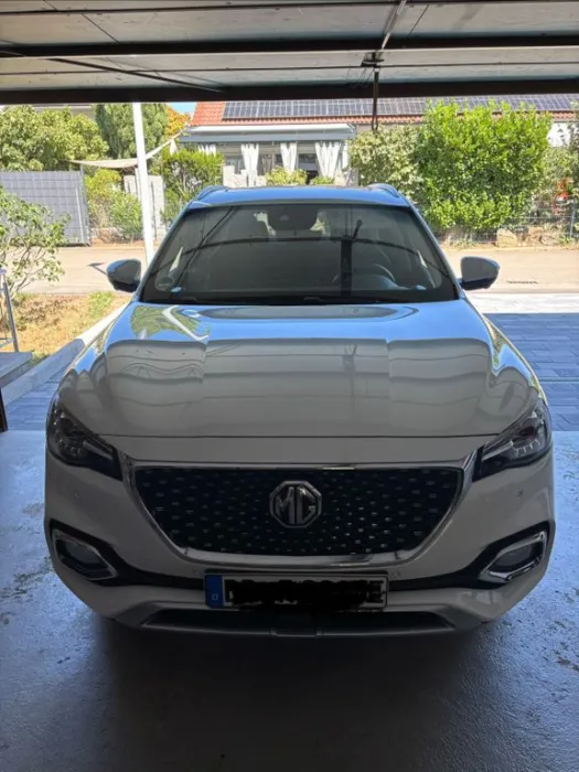 MG EHS 1.5 T Luxury Auto Luxury
