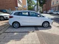 Kia Carens*2.Hand*Navi*Cam*7-SItzer*Temp*Wenig/KM