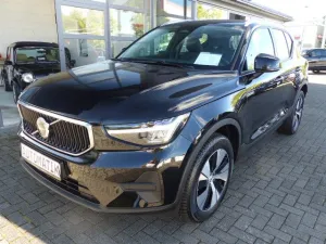Volvo XC40 Core B3 Aut.EU6d*LEDER*CAM*LED*SHZ*ALLWETT.