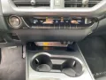 Lexus UX 300h F Sport Design zuverlässiger Crossover