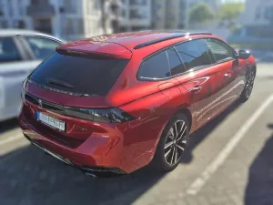 Peugeot 508 SW Hybrid 225 GT Schiebedach/AHK/HiFiSound