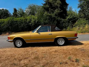 Mercedes-Benz SL 280 BRD-Fahrzeug mit Hardtop