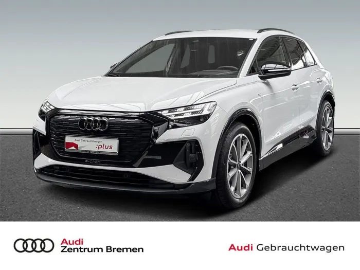 Audi Q4 E-TRON 45 S line MATRIX + NAVI + RFK Head-up