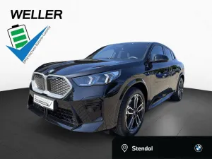 BMW iX2 xDrive30 Sportpaket Bluetooth HUD Navi LED