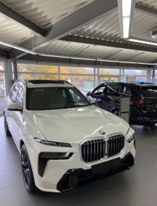 BMW X7 xDrive40d - 352 PS - 1. Hand - 40.000 km 