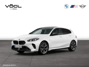 BMW M135 xDrive Driving Ass. Plus Harman/Kardon LED 
