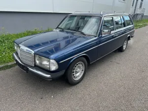 Mercedes-Benz 280TE*AUTOMATIK*SCHIEBEDACH*ALUFELGEN*BECKER*AHK