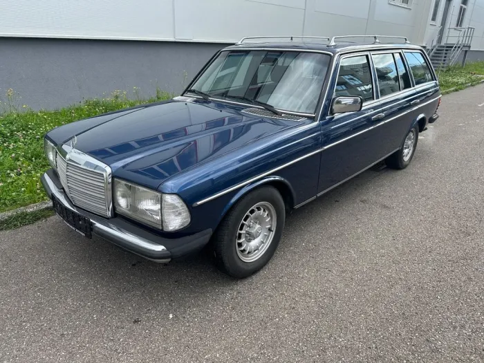 Mercedes-Benz 280TE*AUTOMATIK*SCHIEBEDACH*ALUFELGEN*BECKER*AHK