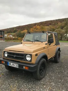 Suzuki SJ Samurai Deluxe Cabrio Deluxe